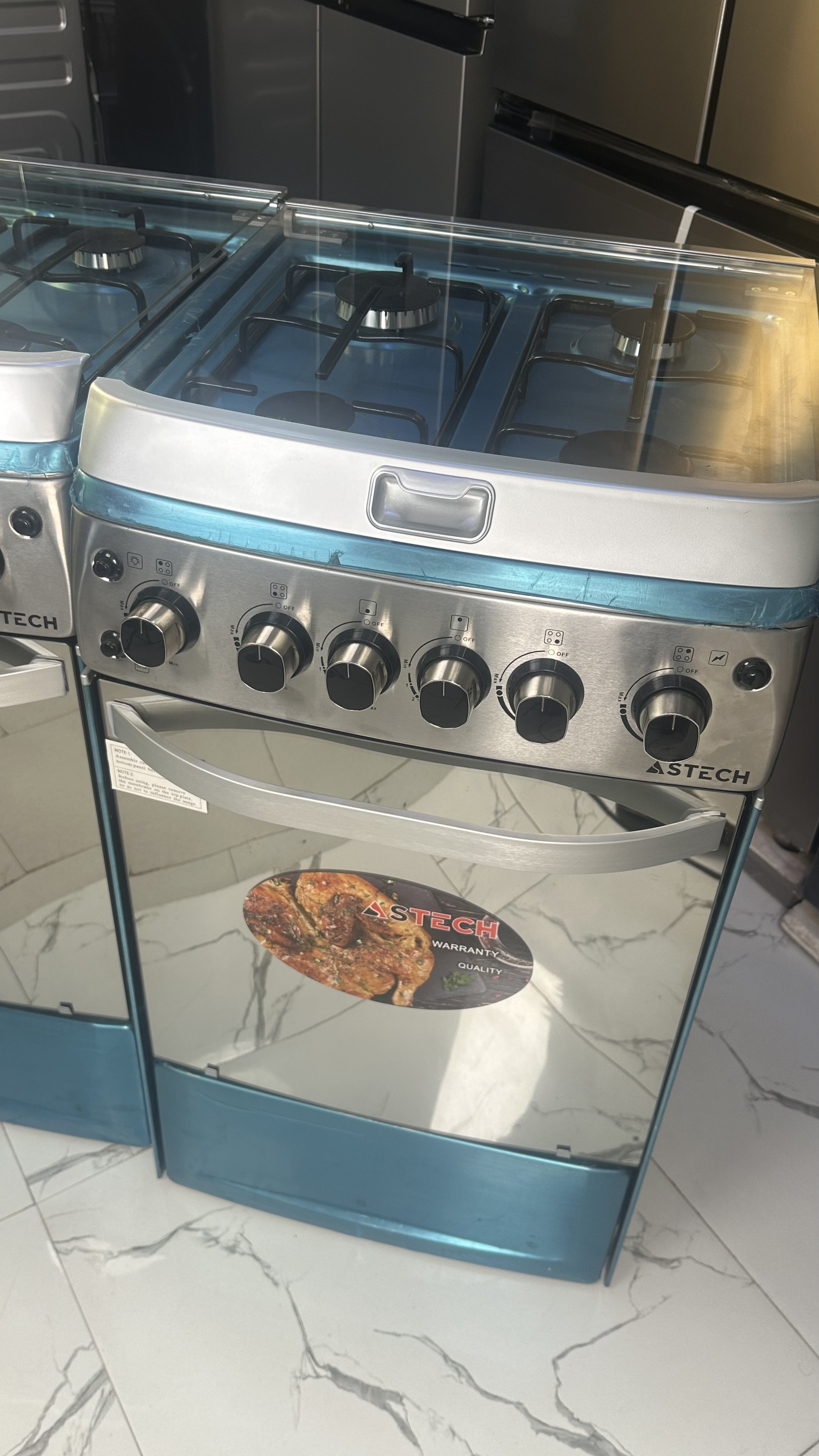 Cuisinière 4 feu 50x50